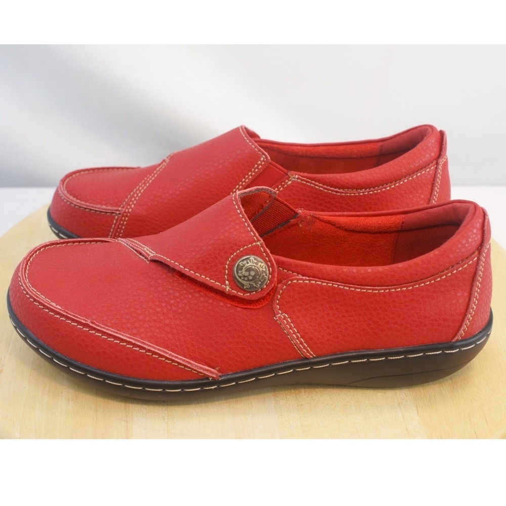 Geoeleph Womens Red Pebbled Loafers Slip On Comfort Flats Button Detail Size 6.5